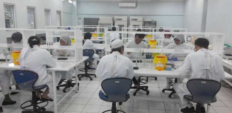 Fasilitas Laboratorium untuk menunjang perkuliahan